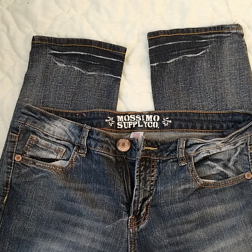 Mossimo straight legged blue jeans